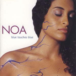 Disco Blue Touches Blue de Noa